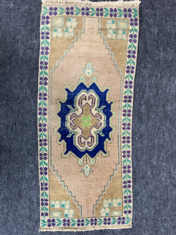 Turkish Yastik Rug 1'4" x 3'3" #23718