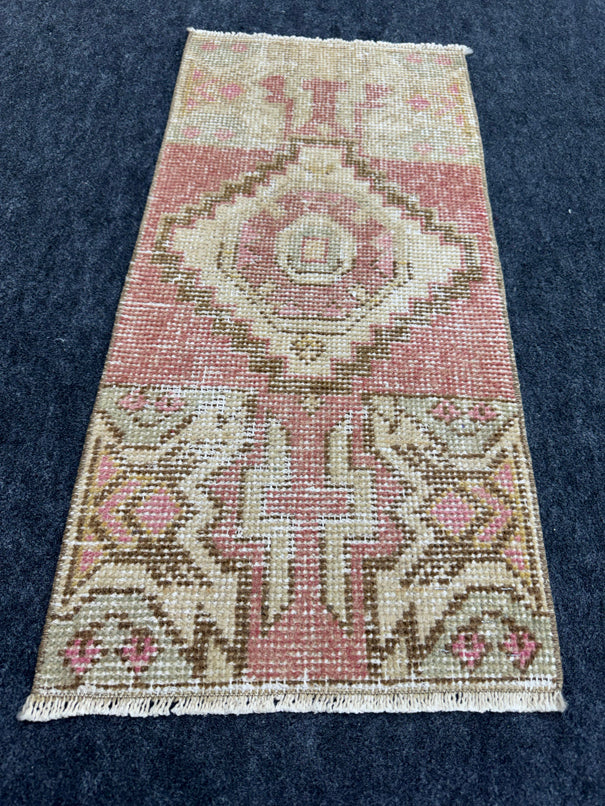 Turkish Yastik Rug 1'4" x 2'10" #23710