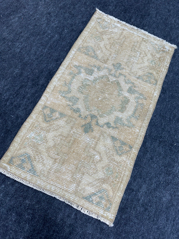 Turkish Yastik Rug 1'6" x 2'10" #23716