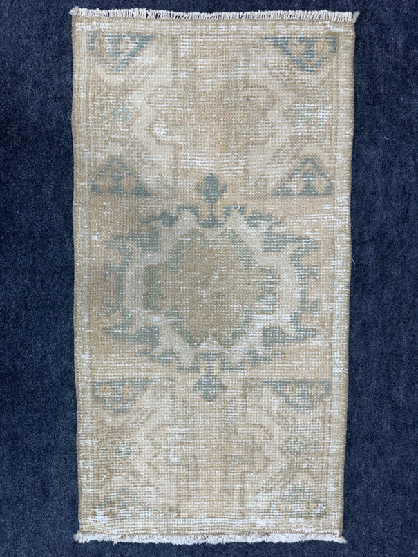 Turkish Yastik Rug 1'6" x 2'10" #23716