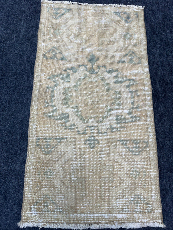 Turkish Yastik Rug 1'6" x 2'10" #23716