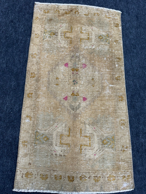 Turkish Yastik Rug 1'8" x 3'2" #23715
