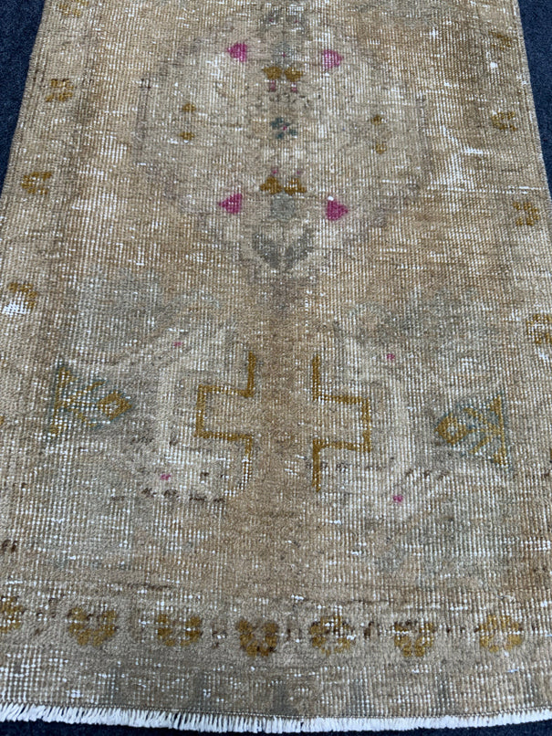 Turkish Yastik Rug 1'8" x 3'2" #23715