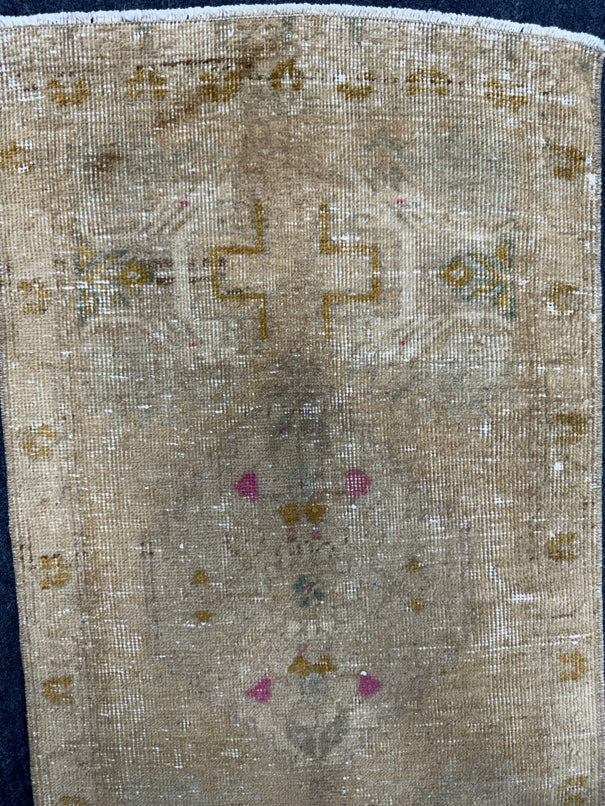 Turkish Yastik Rug 1'8" x 3'2" #23715