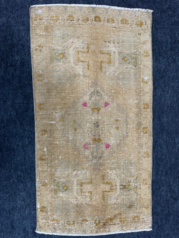 Turkish Yastik Rug 1'8" x 3'2" #23715