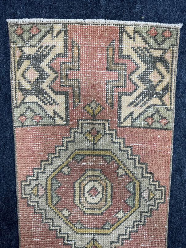 Turkish Yastik Rug 1'4" x 2'11" #23697
