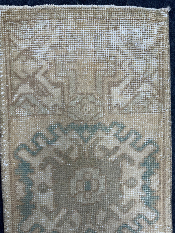 Turkish Yastik Rug 1'5" x 3' #23703