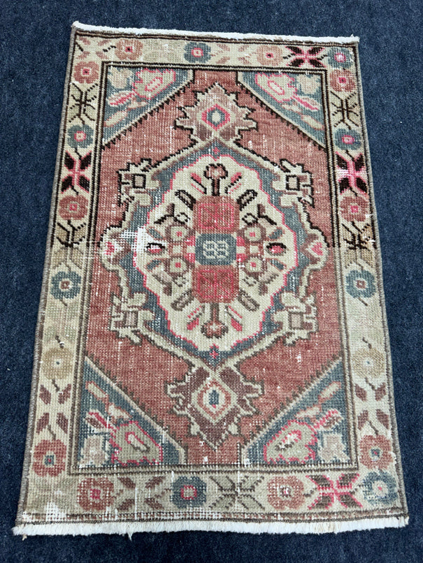 Turkish Yastik Rug 1'9" x 2'8" #23689