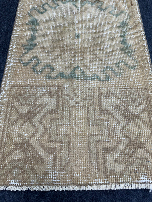 Turkish Yastik Rug 1'5" x 2'11" #23706