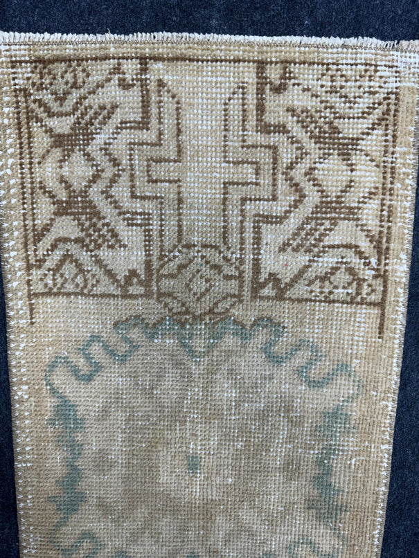 Turkish Yastik Rug 1'5" x 2'11" #23706