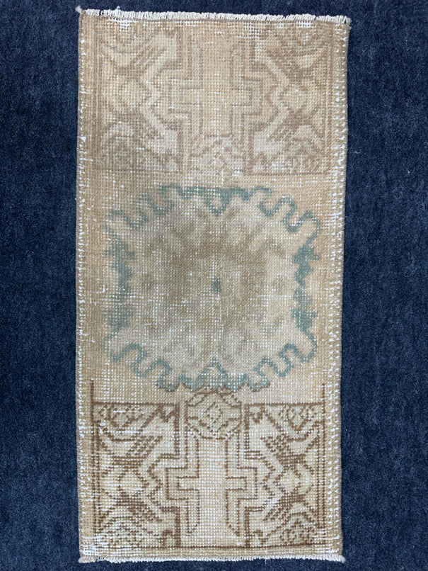 Turkish Yastik Rug 1'5" x 2'11" #23706