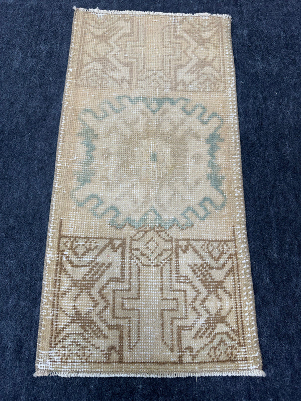Turkish Yastik Rug 1'5" x 2'11" #23706
