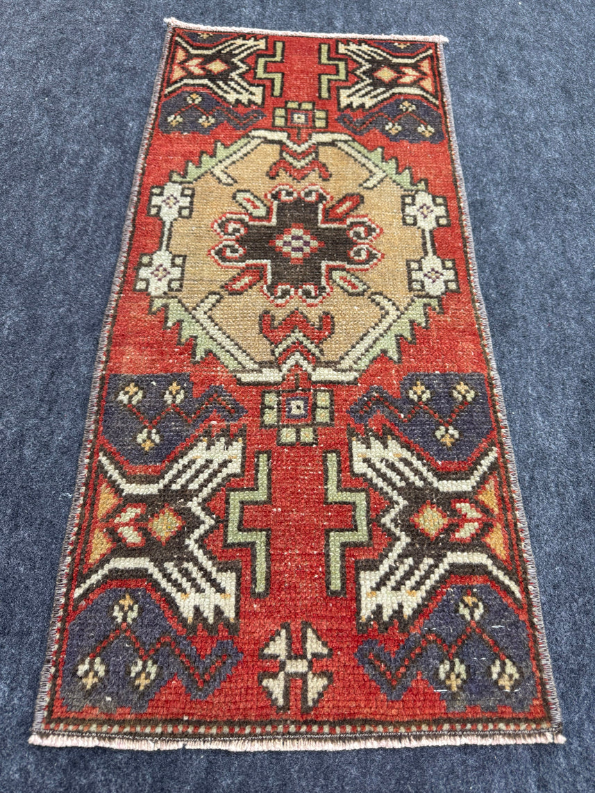 Turkish Yastik Rug 1'4" x 2'11" #23691