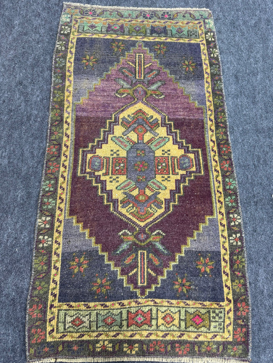 Turkish Yastik Rug 1'10" x 3'7" #23693