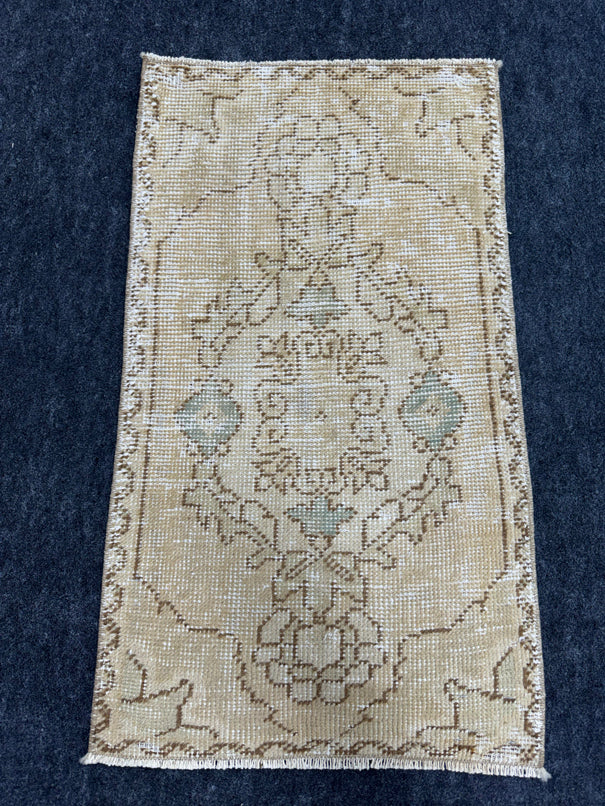 Turkish Yastik Rug 1'7" x 2'10" #23695