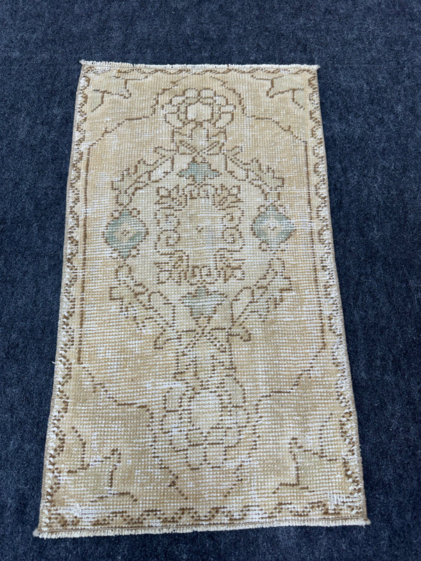 Turkish Yastik Rug 1'7" x 2'10" #23695
