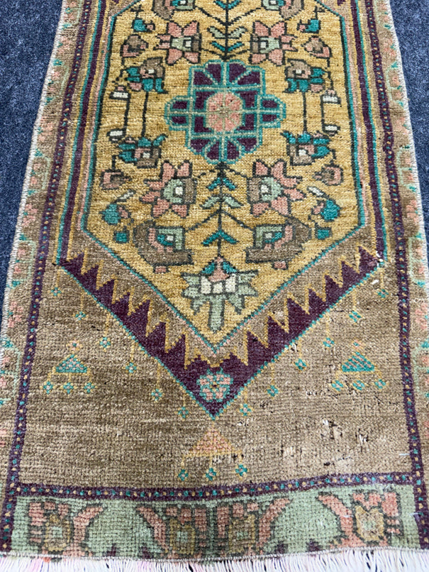 Turkish Yastik Rug 1'4" x 2'10" #23687