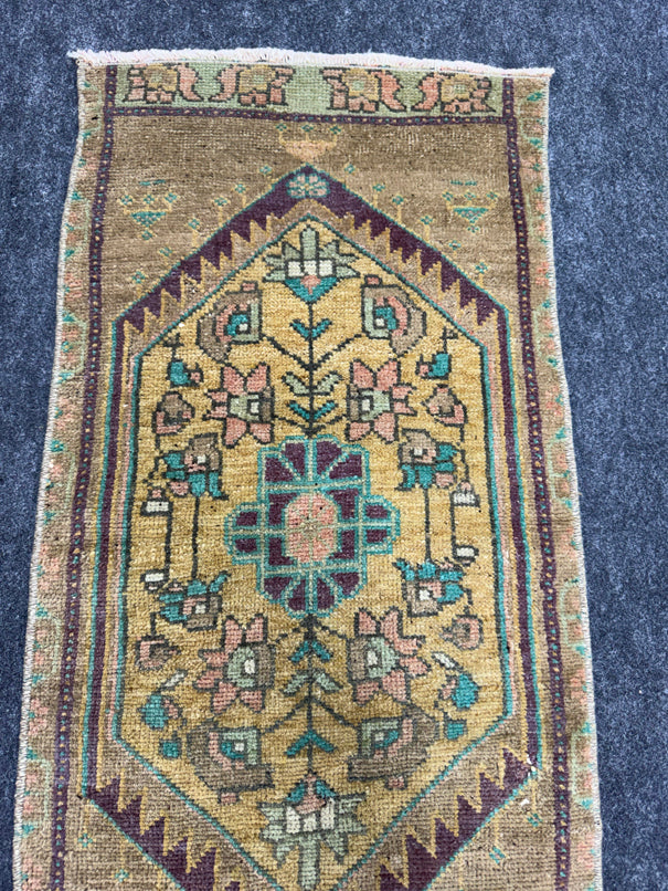 Turkish Yastik Rug 1'4" x 2'10" #23687