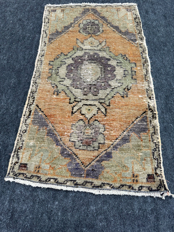 Turkish Yastik Rug 1'6" x 2'10" #24214