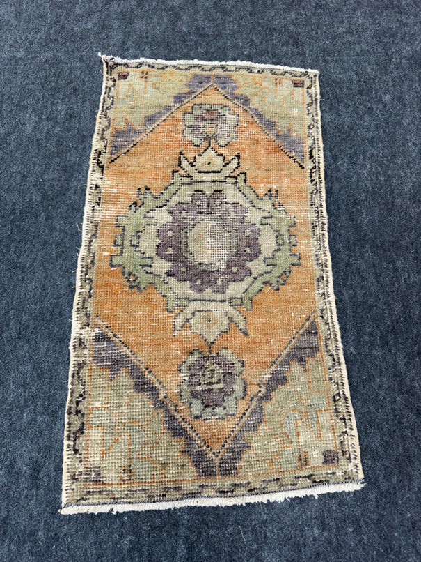 Turkish Yastik Rug 1'6" x 2'10" #24214