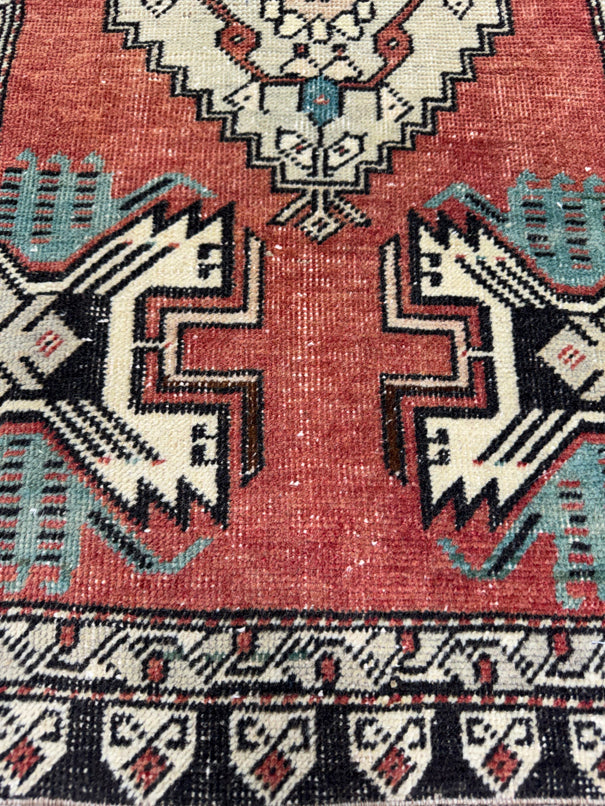 Turkish Yastik Rug 1'7" x 3'3" #24213