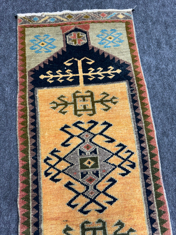 Turkish Yastik Rug 1'4" x 3'4" #24211