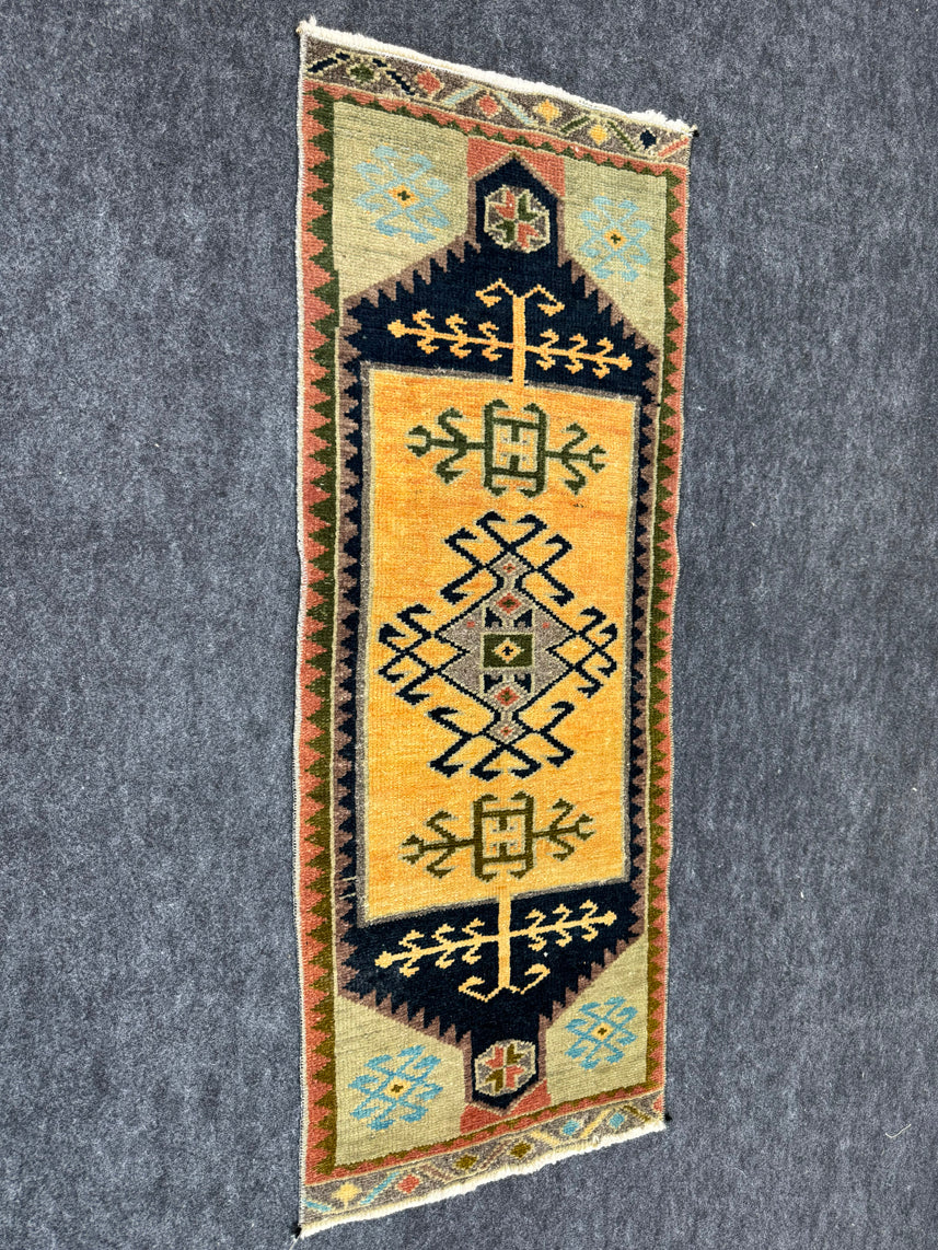 Turkish Yastik Rug 1'4" x 3'4" #24211