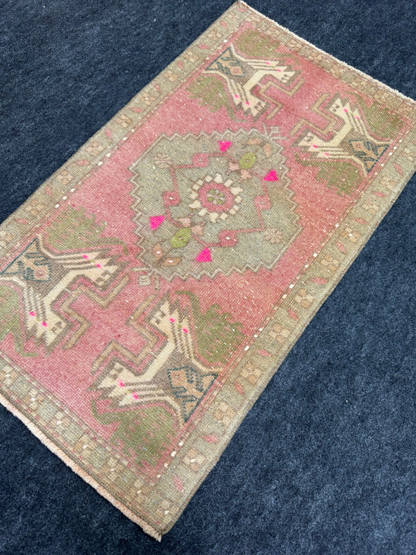 Turkish Yastik Rug 1'8" x 2'11" #24230