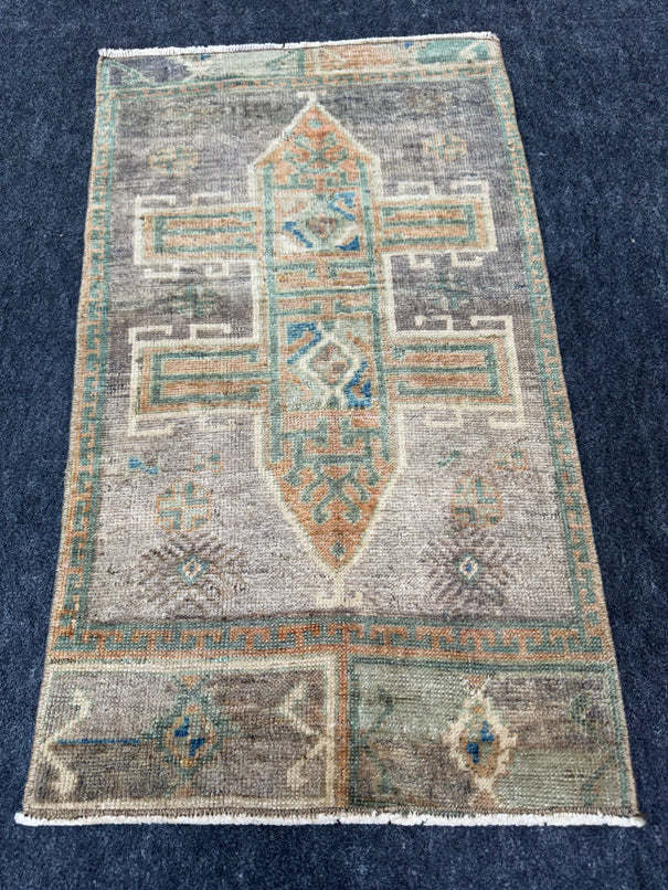 Turkish Yastik Rug 1'7" x 2'9" #24224