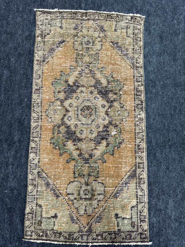 Turkish Yastik Rug 1'6" x 2'10" #24209