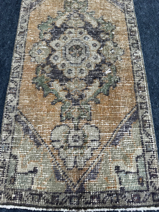 Turkish Yastik Rug 1'6" x 2'10" #24209