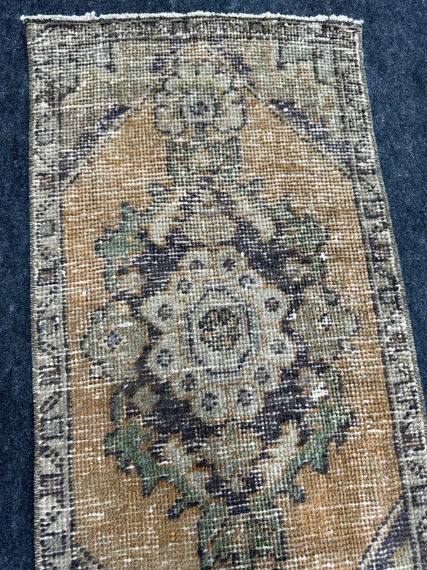 Turkish Yastik Rug 1'6" x 2'10" #24209