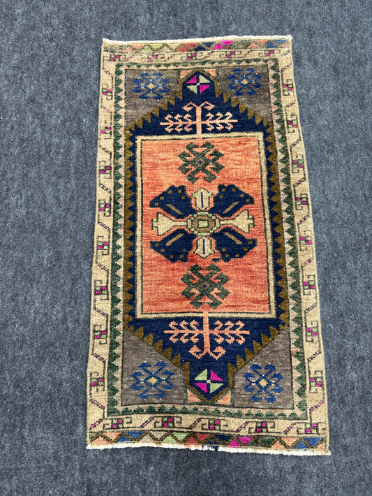 Turkish Yastik Rug 1'6" x 2'11" #24222