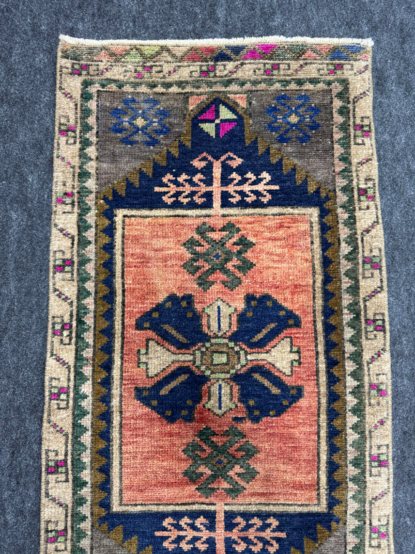 Turkish Yastik Rug 1'6" x 2'11" #24222