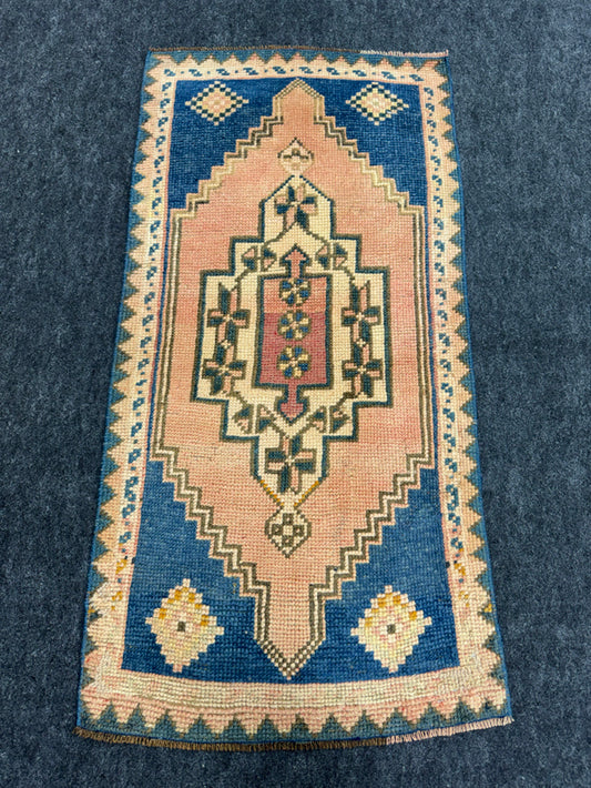 Turkish Yastik Rug 1'9" x 3'7" #24216