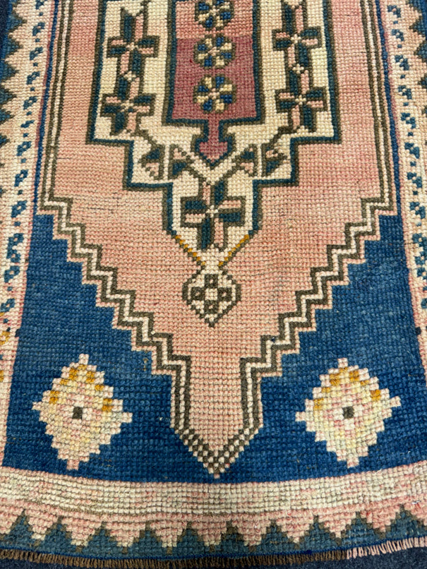 Turkish Yastik Rug 1'9" x 3'7" #24216