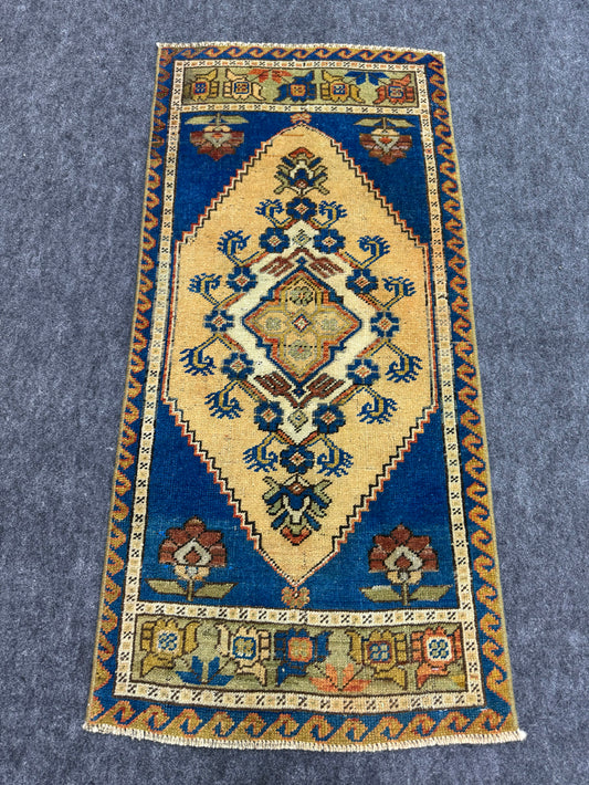 Turkish Yastik Rug 1'9" x 3'8" #24217