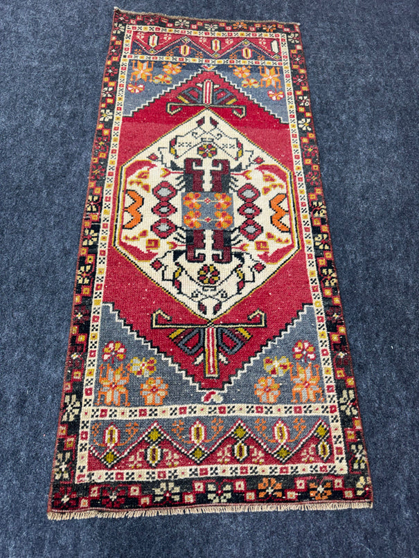 Turkish Yastik Rug 1'9" x 4'1" #24218
