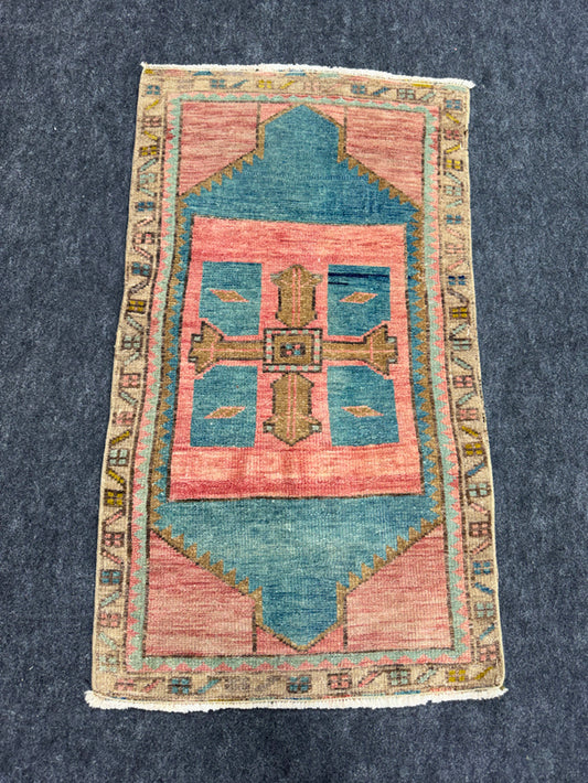 Turkish Yastik Rug 1'8" x 3'1" #24219