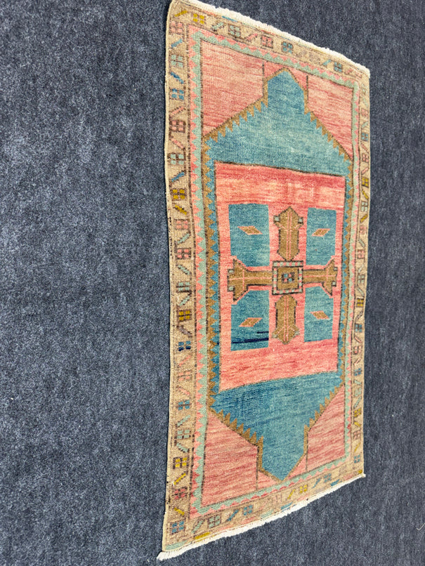 Turkish Yastik Rug 1'8" x 3'1" #24219