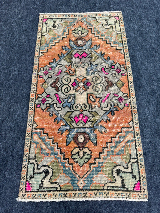 Turkish Yastik Rug 1'6" x 2'11" #24203