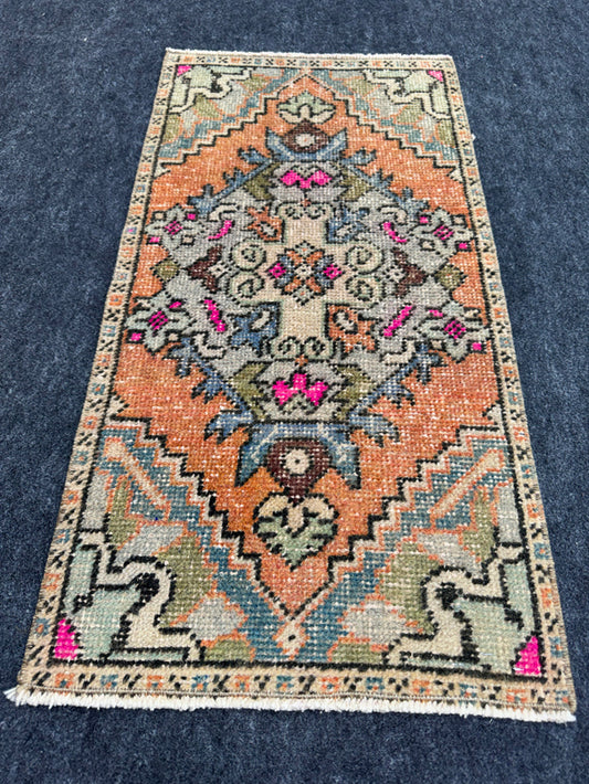 Turkish Yastik Rug 1'6" x 2'11" #24203