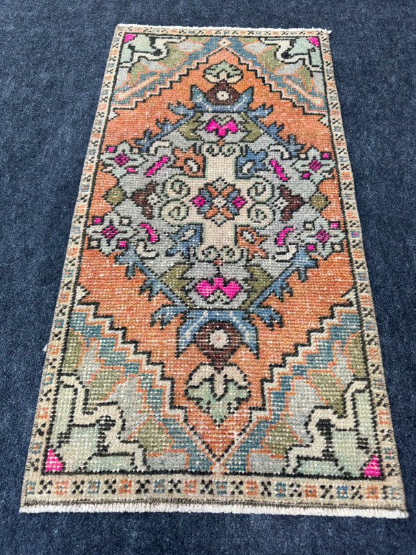 Turkish Yastik Rug 1'6" x 2'11" #24203