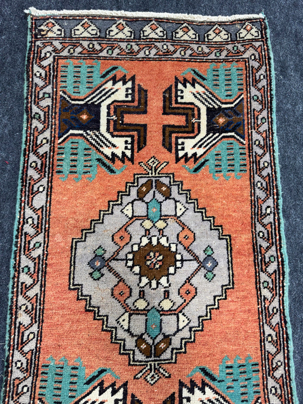 Turkish Yastik Rug 1'8" x 3'4" #24204
