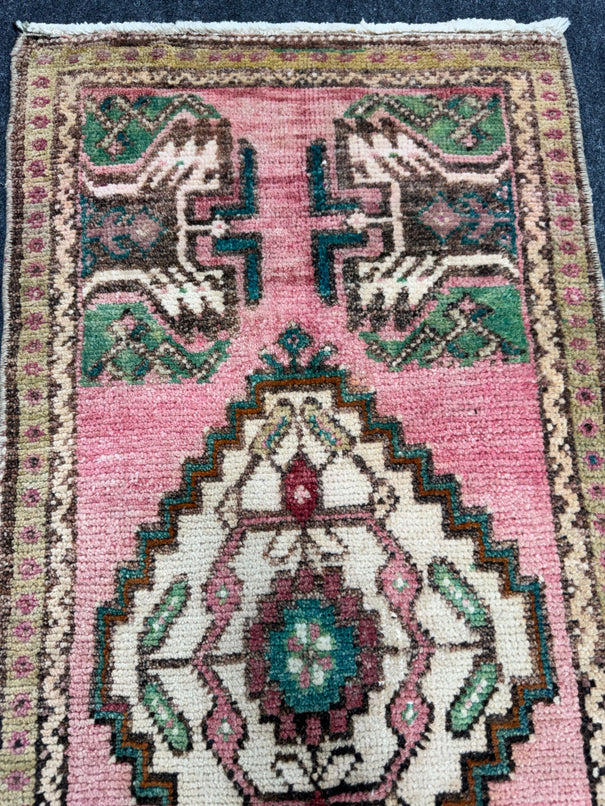 Turkish Yastik Rug 1'6" x 3'7" #24201