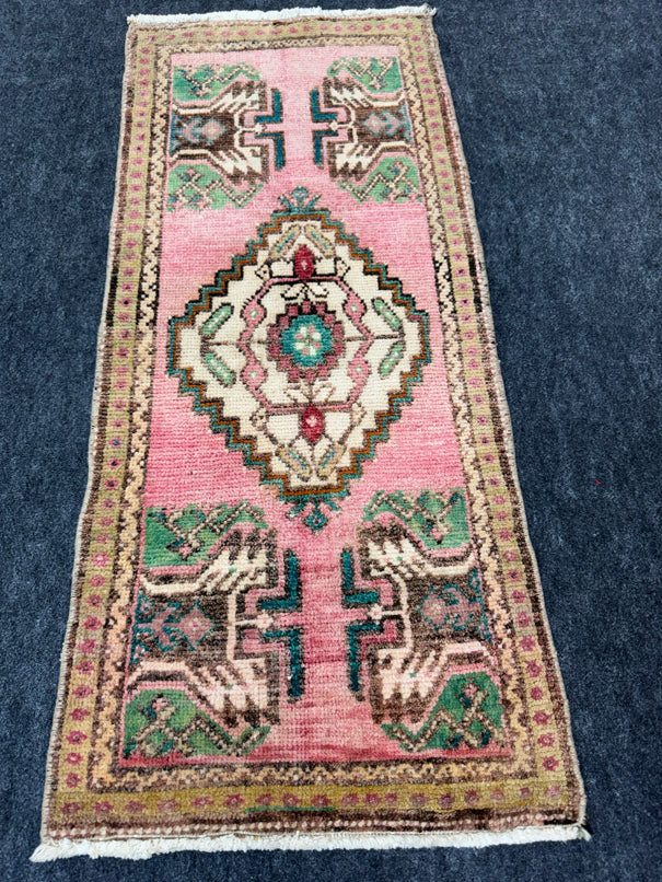 Turkish Yastik Rug 1'6" x 3'7" #24201