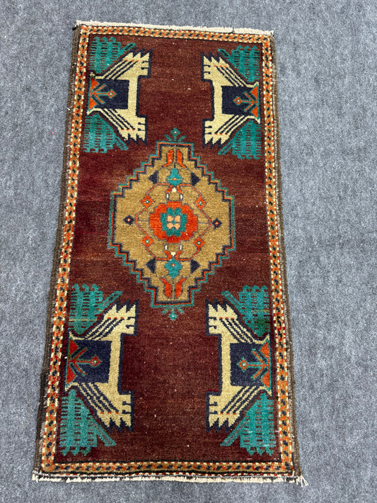 Turkish Yastik Rug 1'8" x 3'4" #24197