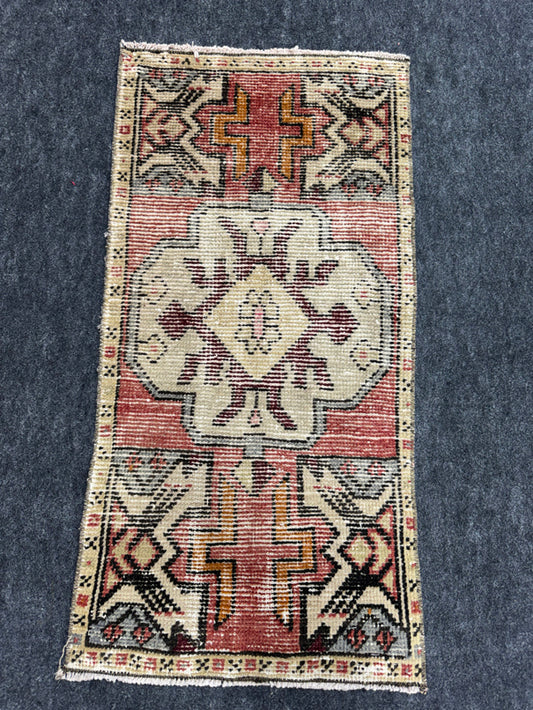 Turkish Yastik Rug 1'6" x 3'1" #24191