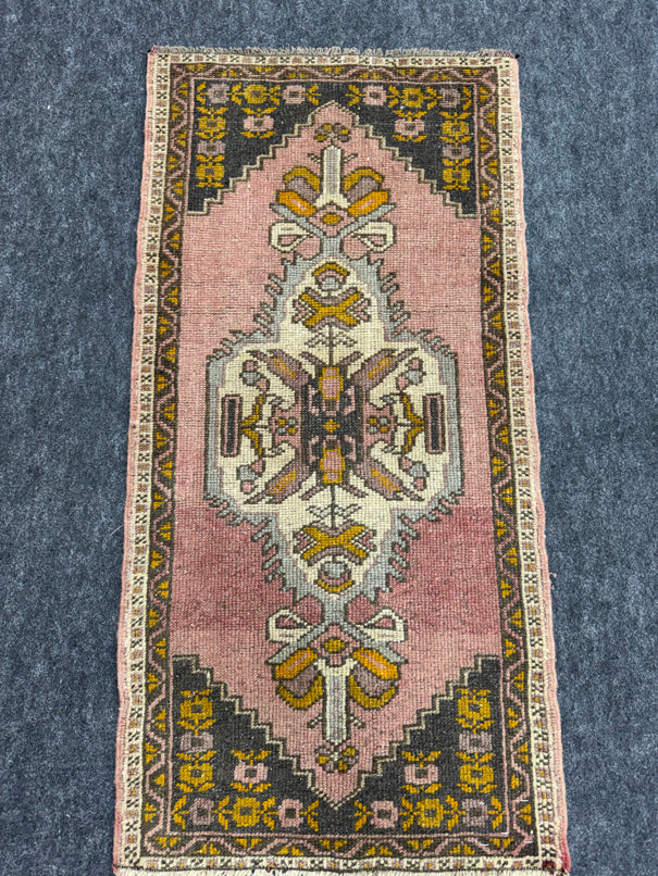 Turkish Yastik Rug 1'10" x 3'8" #24190