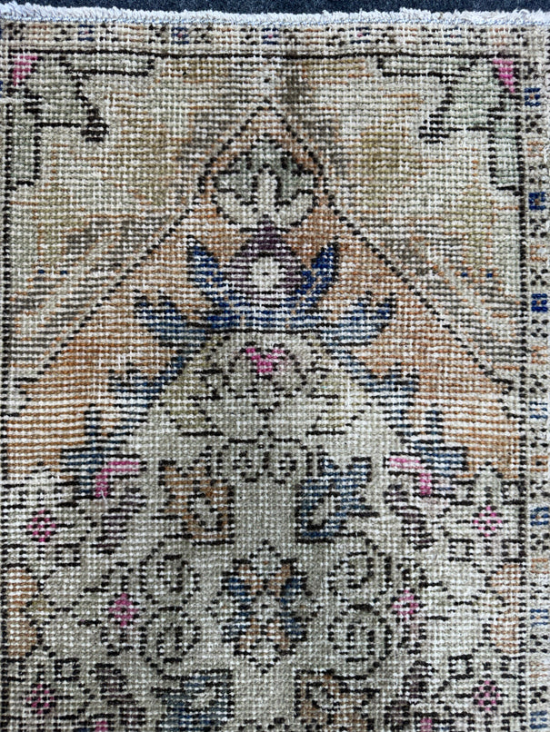 Turkish Yastik Rug 1'8" x 3'1" #24170
